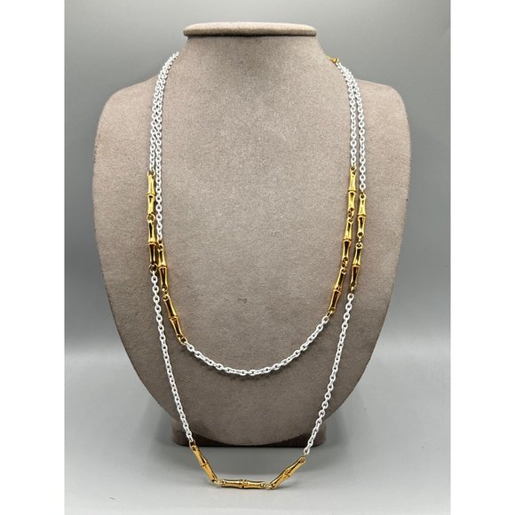 Vintage Signed TRIFARI Gold Tone and White Enamel Super Long Chain Necklace - Picture 2 of 10